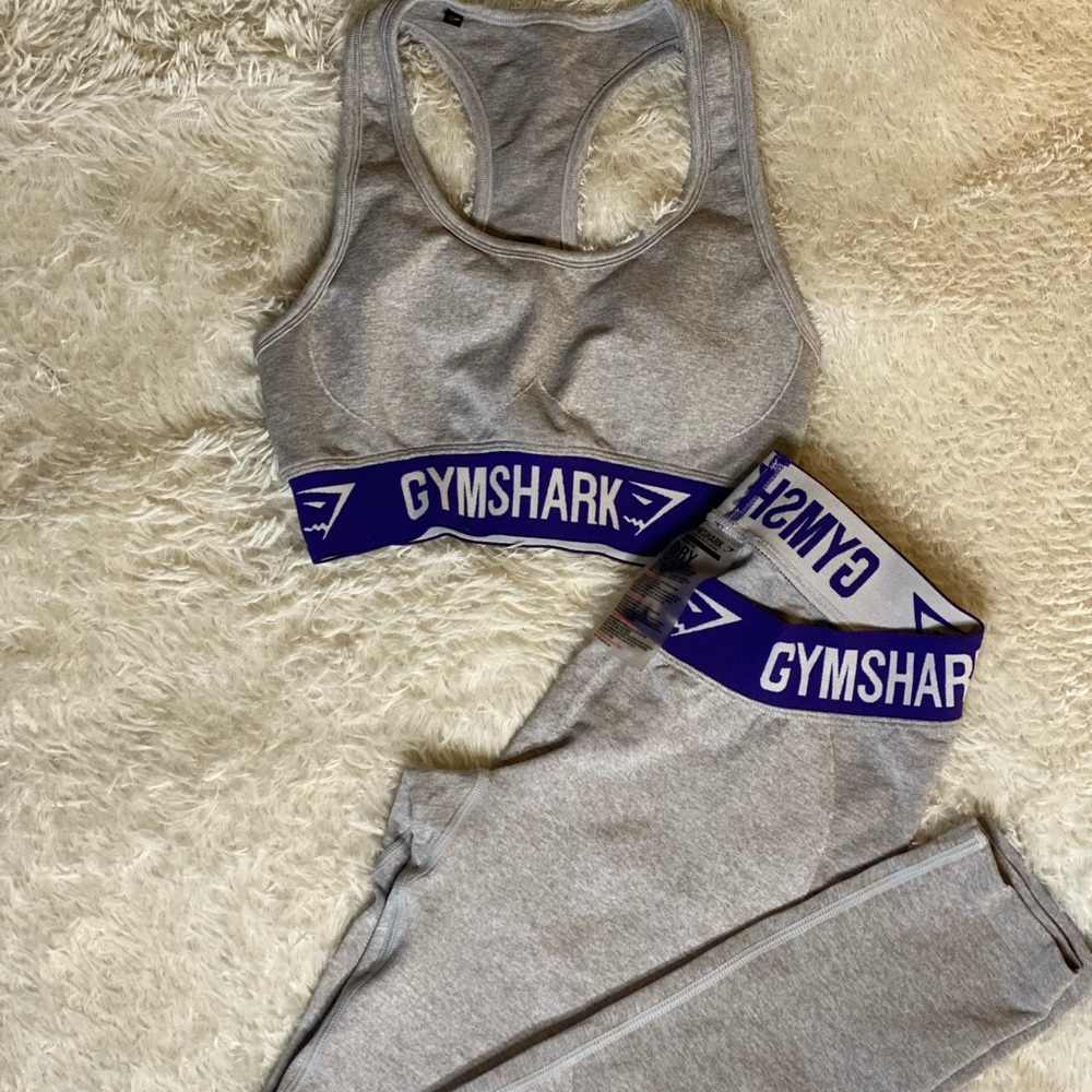GREY AND PURPLE GYMSHARK SET